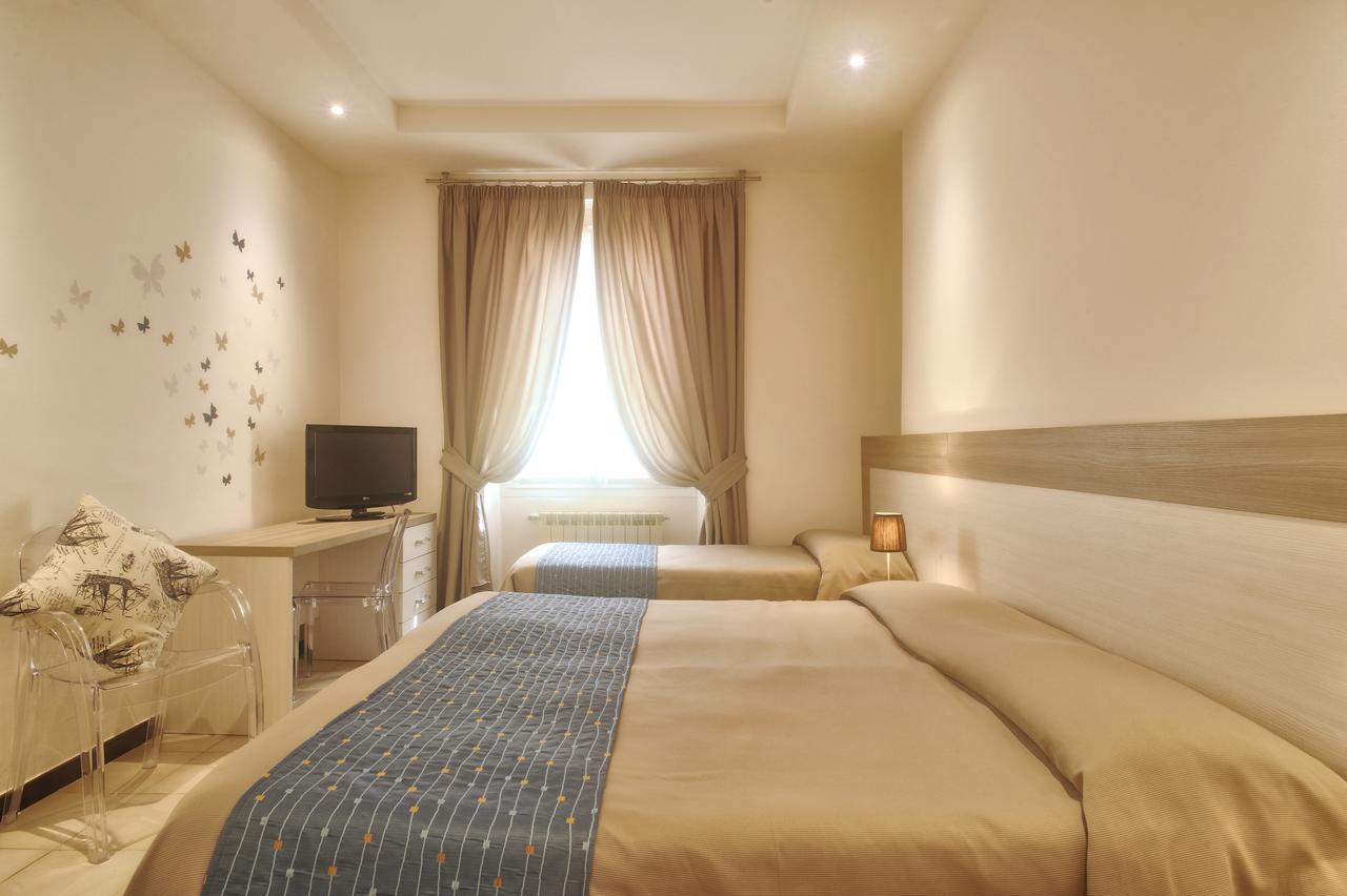 Hotel Bel Sit Алассио Экстерьер фото